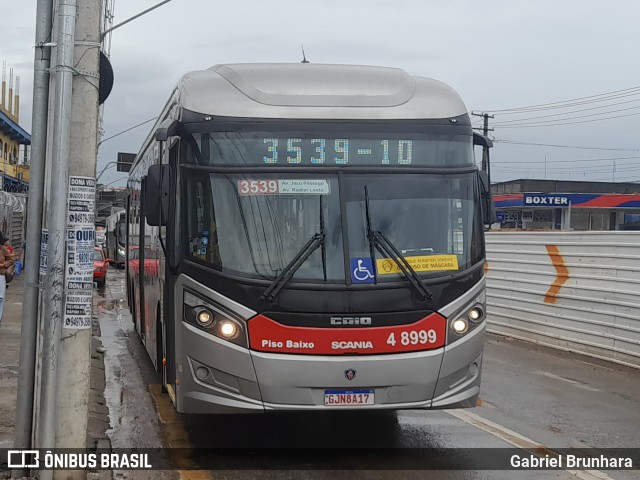 Express Transportes Urbanos Ltda 4 8999 na cidade de São Paulo, São Paulo, Brasil, por Gabriel Brunhara. ID da foto: 10740591.