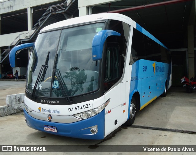 Viação Treze de Junho RJ 570.021 na cidade de Betim, Minas Gerais, Brasil, por Vicente de Paulo Alves. ID da foto: 10738892.