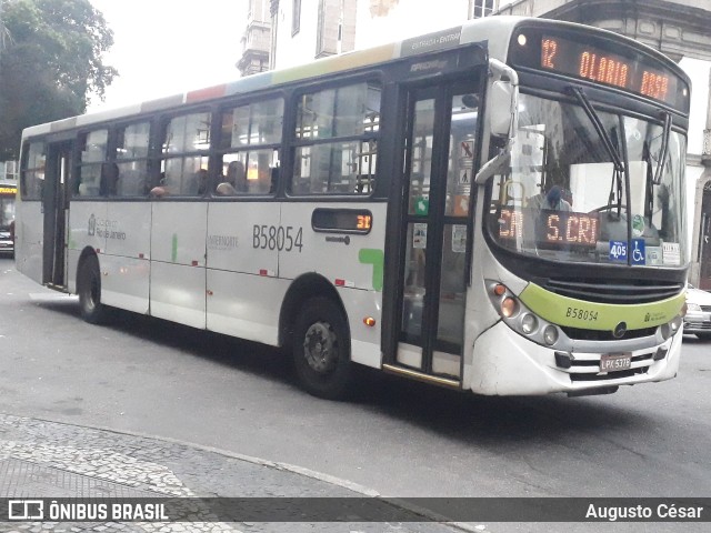 Viação Nossa Senhora de Lourdes B58054 na cidade de Rio de Janeiro, Rio de Janeiro, Brasil, por Augusto César. Número da foto: #10742620.