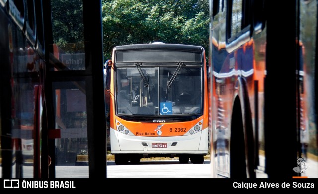 Viação Gato Preto 8 2362 na cidade de São Paulo, São Paulo, Brasil, por Caique Alves de Souza. Número da foto: #10743933.