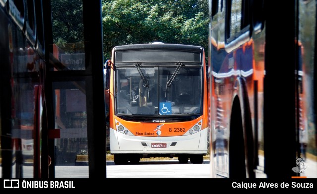 Viação Gato Preto 8 2362 na cidade de São Paulo, São Paulo, Brasil, por Caique Alves de Souza. ID da foto: 10743933.