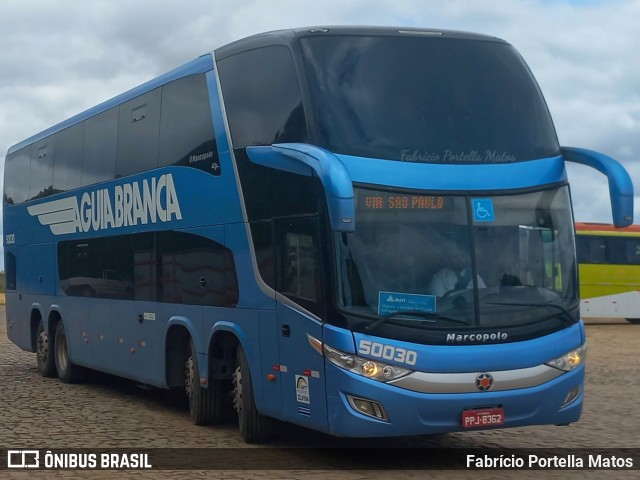 Viação Águia Branca 50030 na cidade de Vitória da Conquista, Bahia, Brasil, por Fabrício Portella Matos. ID da foto: 10744926.