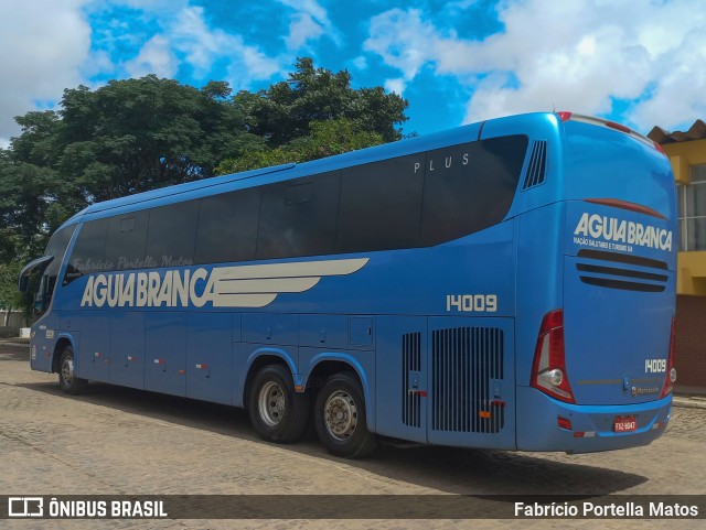 Viação Águia Branca 14009 na cidade de Vitória da Conquista, Bahia, Brasil, por Fabrício Portella Matos. Número da foto: #10750552.