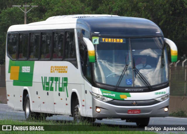 Expresso VYZ Tur 19093 na cidade de Aparecida, São Paulo, Brasil, por Rodrigo  Aparecido. ID da foto: 10751435.