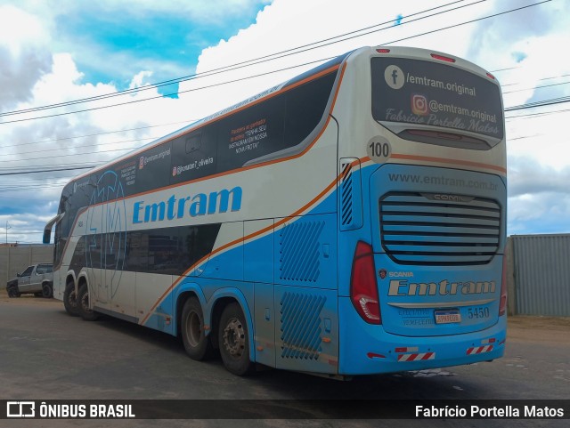 Emtram 5450 na cidade de Vitória da Conquista, Bahia, Brasil, por Fabrício Portella Matos. Número da foto: #10751666.