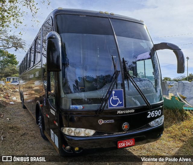 Lattyfa Turismo 2690 na cidade de São Gonçalo do Pará, Minas Gerais, Brasil, por Vicente de Paulo Alves. ID da foto: 10753793.