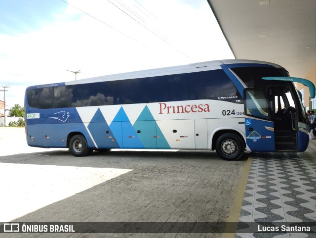 Viação Princesa dos Inhamuns 304 na cidade de Madalena, Ceará, Brasil, por Lucas Santana . Número da foto: #10758370.