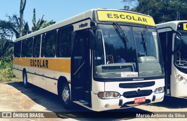 Escolares 307 na cidade de São Bernardo do Campo, São Paulo, Brasil, por Marco Antonio da Silva. ID da foto: 11502456.