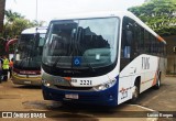 VMG - Viação Minas Gerais 2221 na cidade de Tapira, Minas Gerais, Brasil, por Lucas Borges . Número da foto: #11500321.