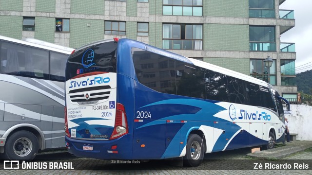 Silva's Rio Turismo e Fretamento RJ 349.004 na cidade de Petrópolis, Rio de Janeiro, Brasil, por Zé Ricardo Reis. Número da foto: #11526163.