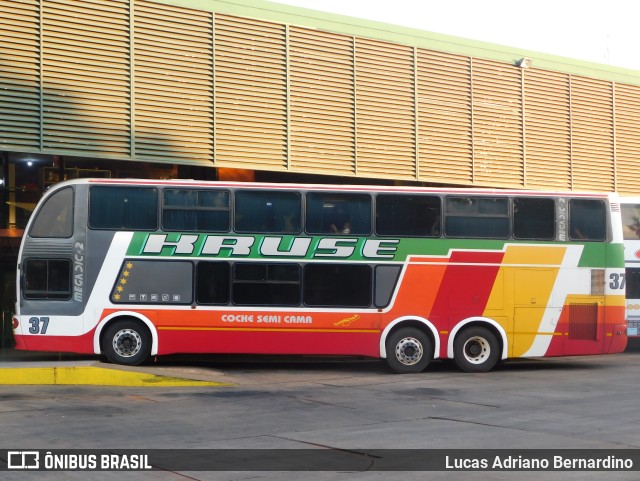 Empresa Kruse 37 na cidade de Puerto Iguazú, Iguazú, Misiones, Argentina, por Lucas Adriano Bernardino. Número da foto: #11528238.