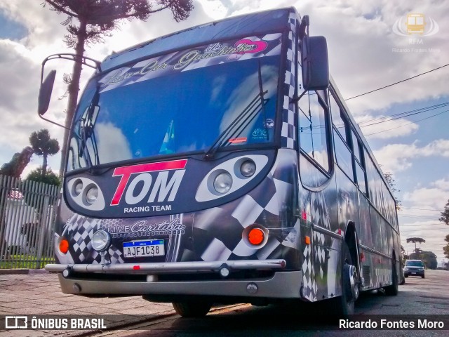 Tom Racing 1C38 na cidade de Curitiba, Paraná, Brasil, por Ricardo Fontes Moro. ID da foto: 11534421.