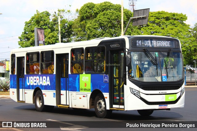 São Geraldo Sacramento 4911 na cidade de Uberaba, Minas Gerais, Brasil, por Paulo Henrique Pereira Borges. Número da foto: #11538575.
