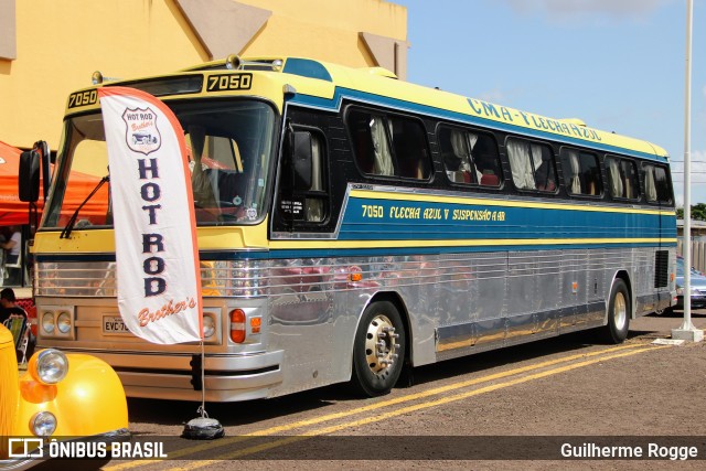 Ônibus Particulares 7050 na cidade de Cascavel, Paraná, Brasil, por Guilherme Rogge. Número da foto: #11538565.