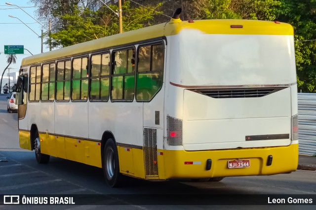 Pantanal Transportes 08 575 na cidade de Cuiabá, Mato Grosso, Brasil, por Leon Gomes. Número da foto: #11538221.