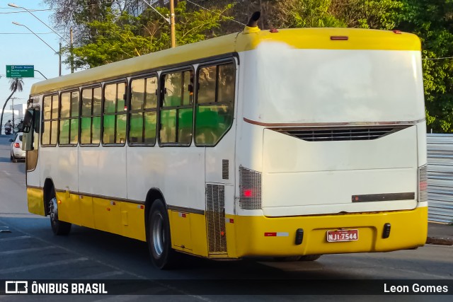 Pantanal Transportes 08 575 na cidade de Cuiabá, Mato Grosso, Brasil, por Leon Gomes. ID da foto: 11538221.