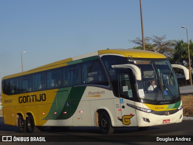 Empresa Gontijo de Transportes 19580 na cidade de Uberlândia, Minas Gerais, Brasil, por Douglas Andrez. Número da foto: #11537374.