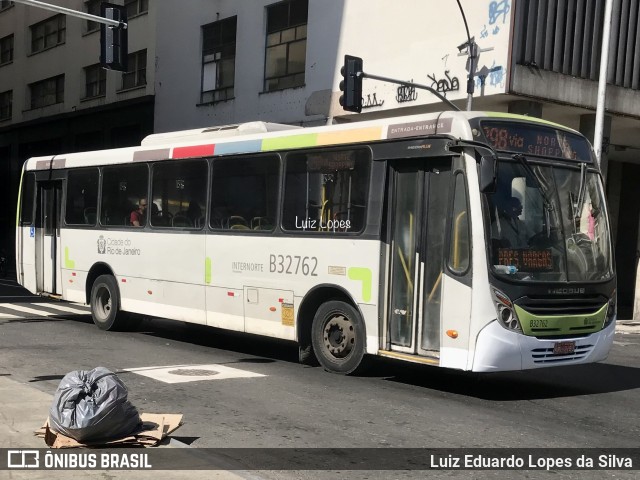 Viação Pavunense B32762 na cidade de Rio de Janeiro, Rio de Janeiro, Brasil, por Luiz Eduardo Lopes da Silva. ID da foto: 11541074.