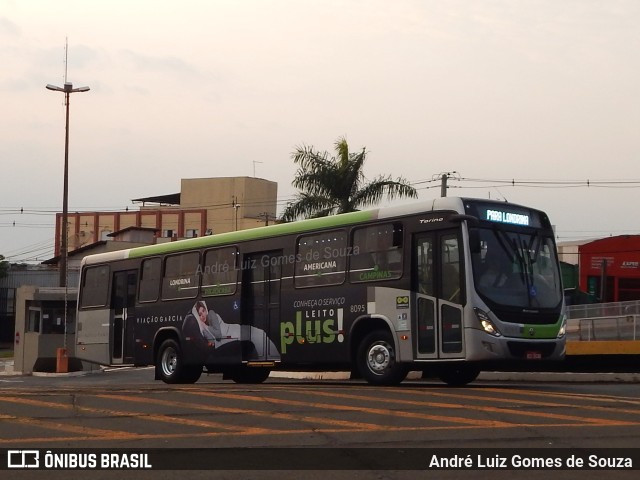 Viação Garcia 8095 na cidade de Londrina, Paraná, Brasil, por André Luiz Gomes de Souza. Número da foto: #11542098.