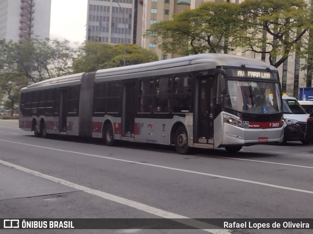 Viação Metrópole Paulista - Zona Sul 7 3837 na cidade de São Paulo, São Paulo, Brasil, por Rafael Lopes de Oliveira. ID da foto: 11539388.