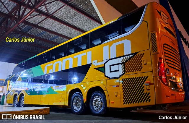 Empresa Gontijo de Transportes 25070 na cidade de Goiânia, Goiás, Brasil, por Carlos Júnior. ID da foto: 11543350.