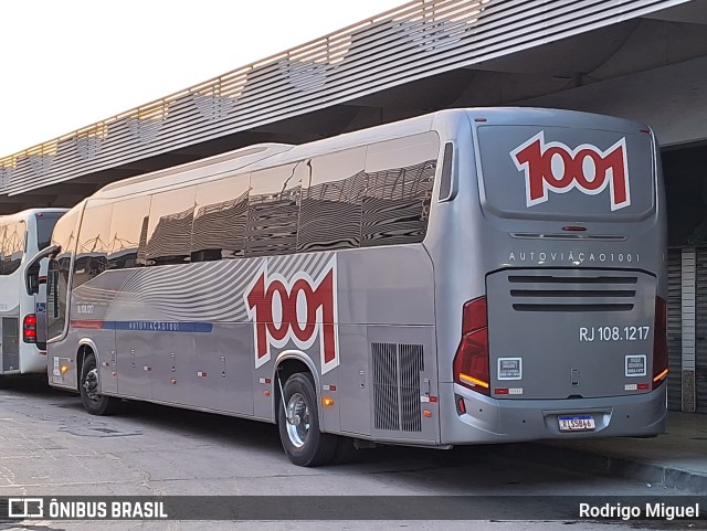 Auto Viação 1001 RJ 108.1217 na cidade de Rio de Janeiro, Rio de Janeiro, Brasil, por Rodrigo Miguel. ID da foto: 11543115.