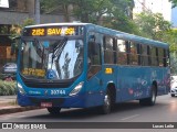 Coletivos São Lucas 30744 na cidade de Belo Horizonte, Minas Gerais, Brasil, por Lucas Leite. Número da foto: #11548035.