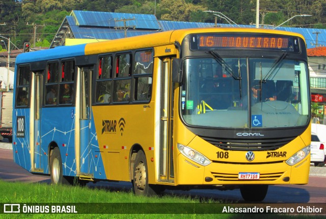 Sharp Transportes 108 na cidade de Araucária, Paraná, Brasil, por Alessandro Fracaro Chibior. Número da foto: #11549016.
