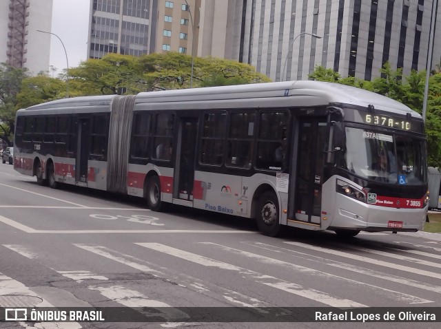 Viação Metrópole Paulista - Zona Sul 7 3855 na cidade de São Paulo, São Paulo, Brasil, por Rafael Lopes de Oliveira. Número da foto: #11548889.