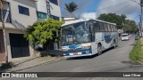 Ônibus Particulares 2500 na cidade de Garanhuns, Pernambuco, Brasil, por Leon Oliver. ID da foto: :id.