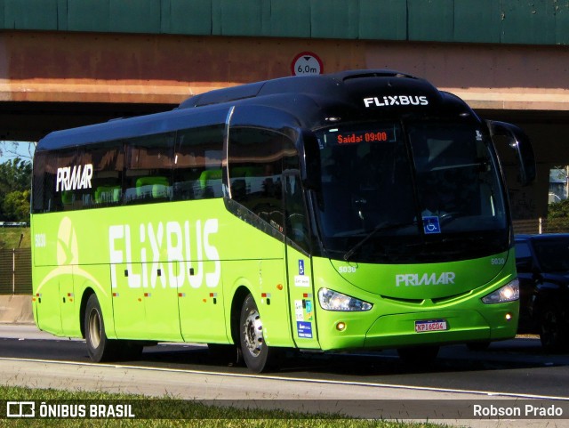 FlixBus Transporte e Tecnologia do Brasil 5030 na cidade de São José dos Campos, São Paulo, Brasil, por Robson Prado. Número da foto: #11553111.
