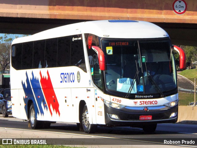 Viação Stenico 4700 na cidade de São José dos Campos, São Paulo, Brasil, por Robson Prado. ID da foto: 11553887.