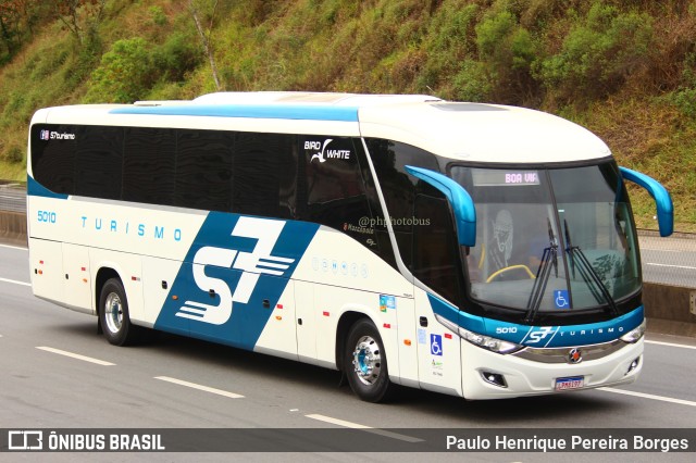 S7 Turismo 5010 na cidade de Piraí, Rio de Janeiro, Brasil, por Paulo Henrique Pereira Borges. ID da foto: 11553628.