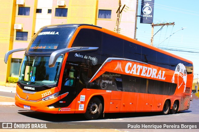 Catedral Turismo 23525 na cidade de Uberaba, Minas Gerais, Brasil, por Paulo Henrique Pereira Borges. Número da foto: #11553674.