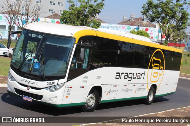 Expresso Araguari 2330 na cidade de Uberlândia, Minas Gerais, Brasil, por Paulo Henrique Pereira Borges. ID da foto: 11504249.