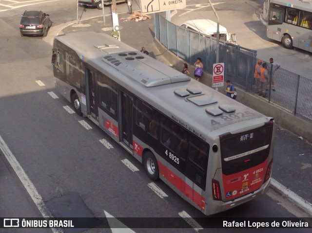 Express Transportes Urbanos Ltda 4 8925 na cidade de São Paulo, São Paulo, Brasil, por Rafael Lopes de Oliveira. Número da foto: #11504480.