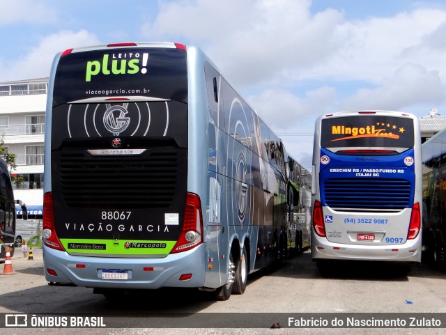 Viação Garcia 88067 na cidade de Balneário Camboriú, Santa Catarina, Brasil, por Fabricio do Nascimento Zulato. ID da foto: 11556696.