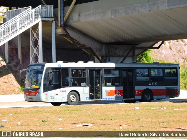 Express Transportes Urbanos Ltda 4 8929 na cidade de São Paulo, São Paulo, Brasil, por David Roberto Silva Dos Santos. ID da foto: 11558385.