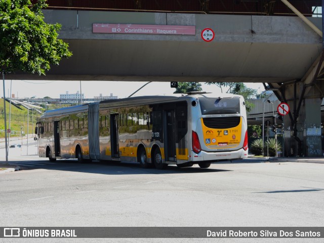 Viação Metrópole Paulista - Zona Leste 3 1131 na cidade de São Paulo, São Paulo, Brasil, por David Roberto Silva Dos Santos. Número da foto: #11558438.