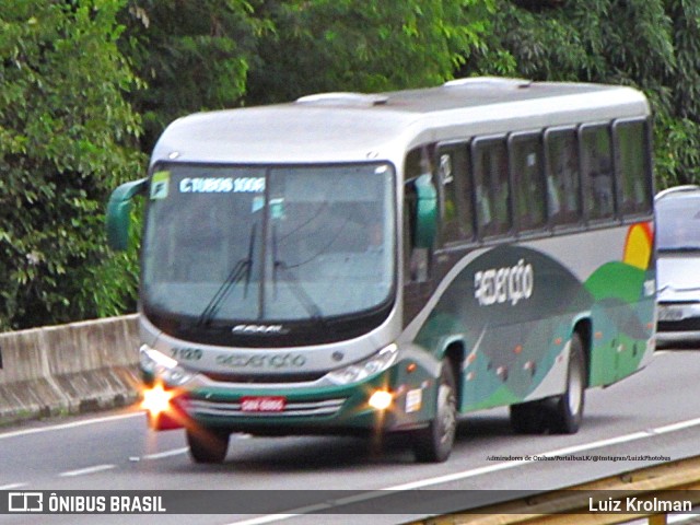 Redenção Turismo 7120 na cidade de Aparecida, São Paulo, Brasil, por Luiz Krolman. ID da foto: 11559189.