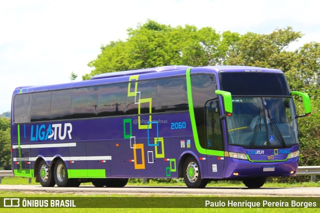 Ligatur Viagens 2060 na cidade de Barra do Piraí, Rio de Janeiro, Brasil, por Paulo Henrique Pereira Borges. Número da foto: #11561710.