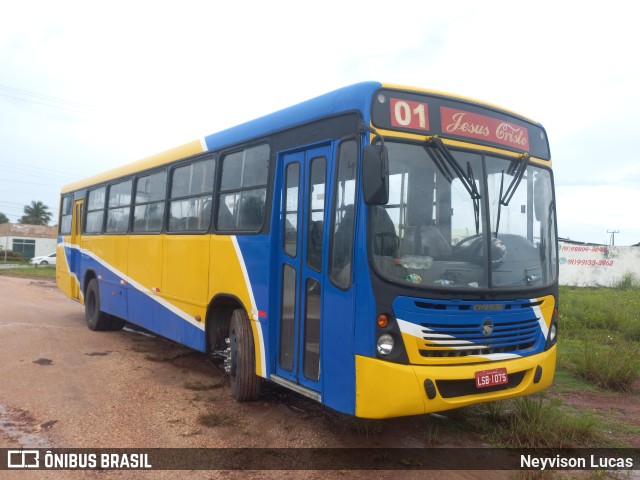 Ônibus Particulares 01 na cidade de Salinópolis, Pará, Brasil, por Neyvison Lucas. ID da foto: 11563131.