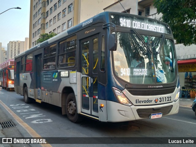 Via BH Coletivos 31122 na cidade de Belo Horizonte, Minas Gerais, Brasil, por Lucas Leite. ID da foto: 11564826.