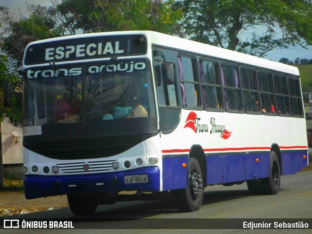 Trans Araújo 8518 na cidade de Nazaré da Mata, Pernambuco, Brasil, por Edjunior Sebastião. ID da foto: 11563515.