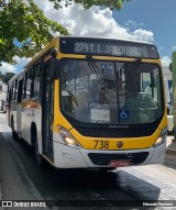 Empresa Metropolitana 738 na cidade de Jaboatão dos Guararapes, Pernambuco, Brasil, por Eduardo Santana. Número da foto: #:id.