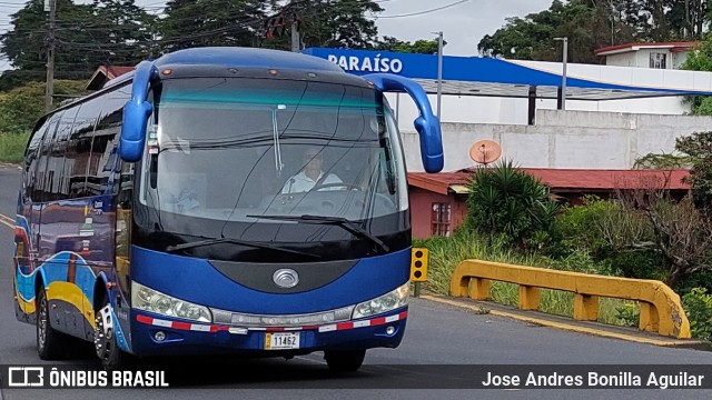 Autobuses sin identificación - Costa Rica 00 na cidade de Paraíso, Paraíso, Cartago, Costa Rica, por Jose Andres Bonilla Aguilar. ID da foto: 11565697.