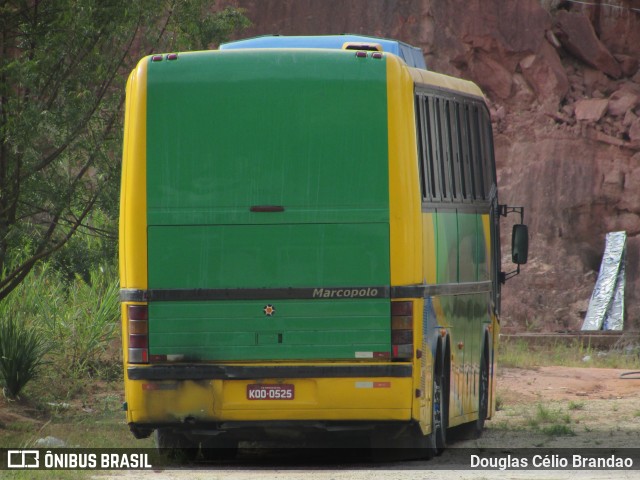 Ônibus Particulares 0525 na cidade de Teófilo Otoni, Minas Gerais, Brasil, por Douglas Célio Brandao. ID da foto: 11566793.