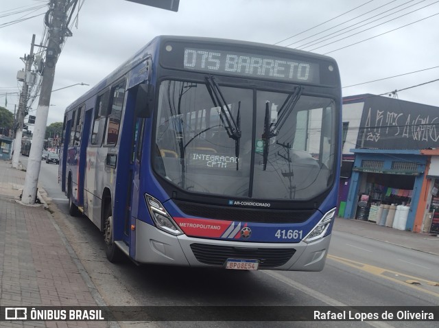 Radial Transporte Coletivo 41.661 na cidade de São Paulo, São Paulo, Brasil, por Rafael Lopes de Oliveira. ID da foto: 11569152.