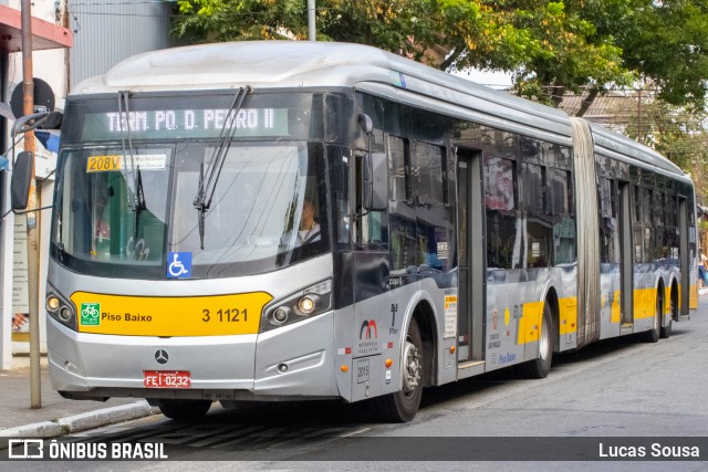 Viação Metrópole Paulista - Zona Leste 3 1121 na cidade de São Paulo, São Paulo, Brasil, por Lucas Sousa. ID da foto: 11570906.