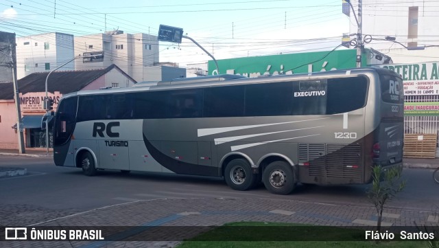 RC Turismo 1230 na cidade de Barra da Estiva, Bahia, Brasil, por Flávio  Santos. Número da foto: #11569644.